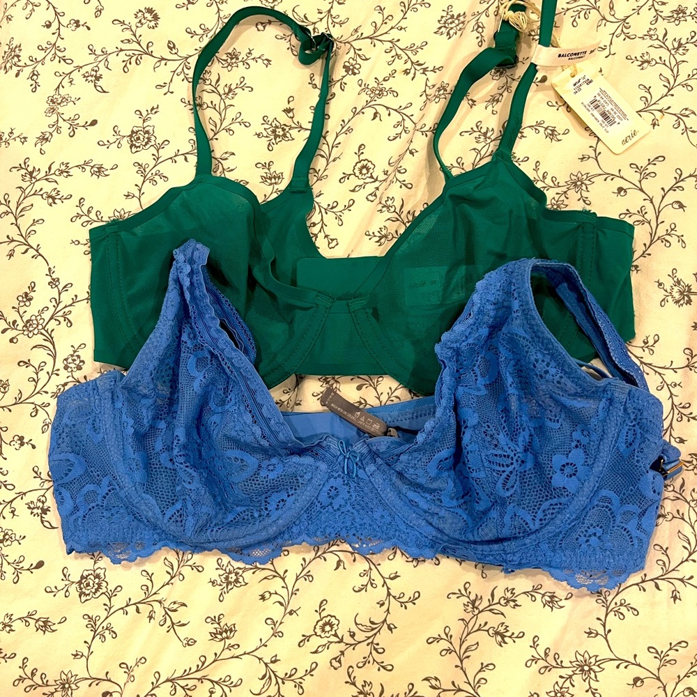 2 aerie unlined underwire bras